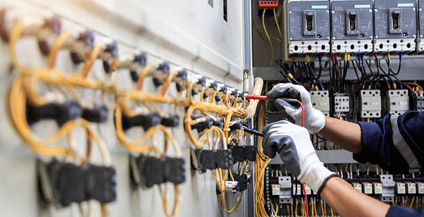 Professional Electrician technician working in Fairway, KS